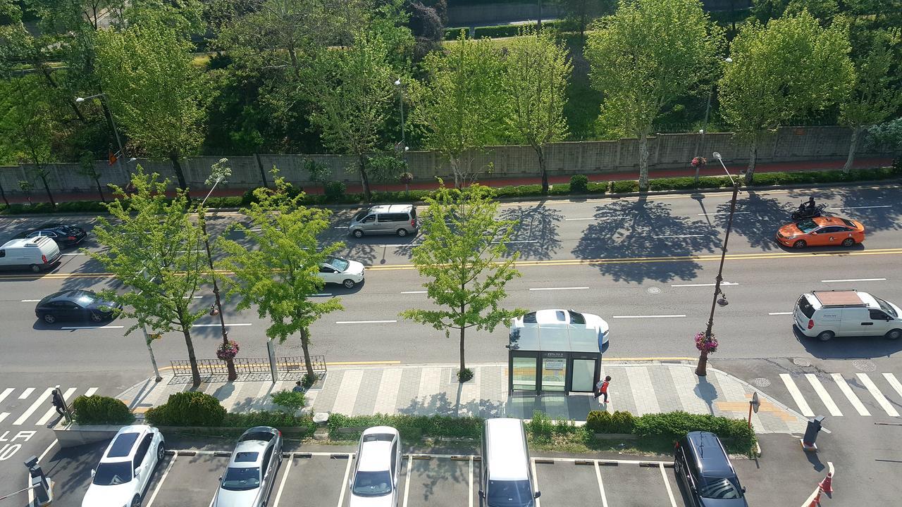 Itaewon Crown Hotel Seoul Exterior foto